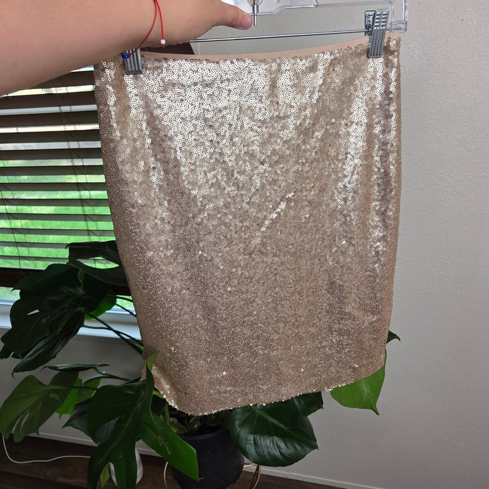 White House Black Market Sequin Pencil Skirt in Gold